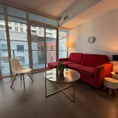 Gorgeous downtown condo