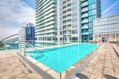 Gallery image of Luxury 1BR Condo - King Bed - Stunning City View in Toronto