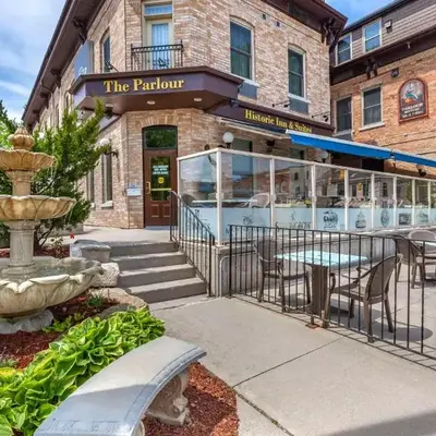 The Parlour Inn