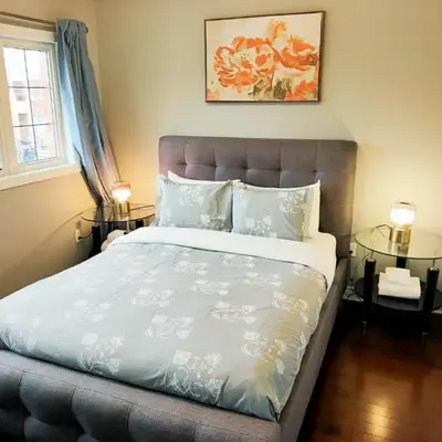 Affordable Room with FREE Parking in Newmarket ON