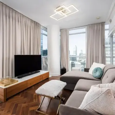Pristine Modern 2BR Condo Private BBQ and Balcony