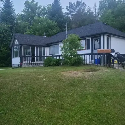 Burnt River Bungalow