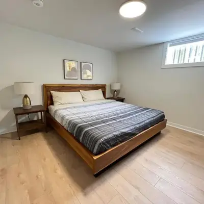 Letitia Heights !A Spacious and Quiet Private Bedroom with Shared Bathroom