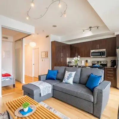 1BR Luxury Condo - Downtown Toronto