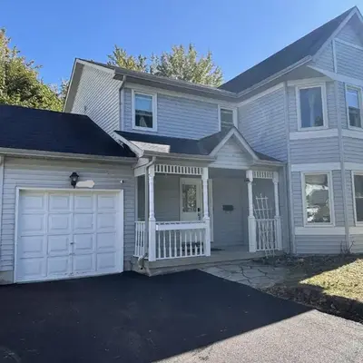 Lake Simcoe 4 Bedroom Family Home Ideal Toronto Area Retreat