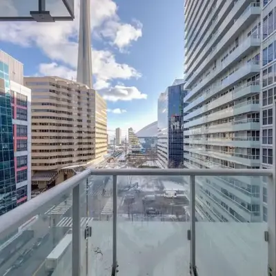 1 BR Furnished Condo with Balcony across CN Tower