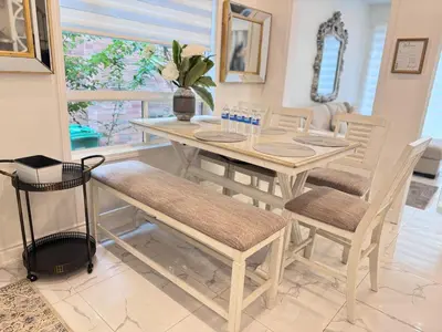 Gallery image of Luxury Home in Toronto (Mississauga) in Mississauga