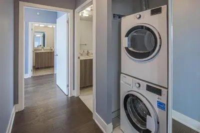 a laundry room with a washer and dryer at Luxury view in Toronto Downtown 3 Bedroom 2.5 Bathroom 1 Parking in Toronto