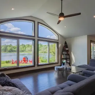 Four Season Waterfront Muskoka Retreat