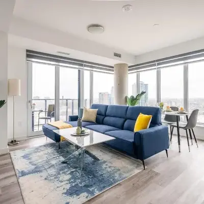 1BR Modern Condo - King Bed and Stunning City View