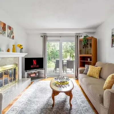 Glengarry Haus Spacious 2BR Home Away From Home