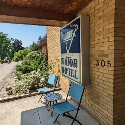 Mariner motor hotel