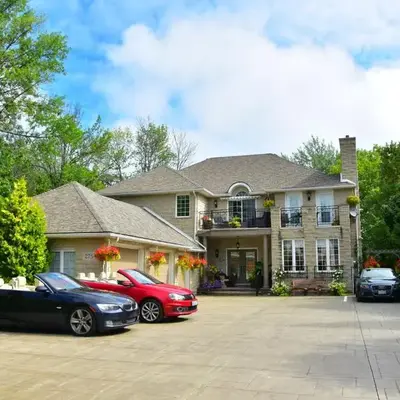 Explorer House Bed & Breakfast