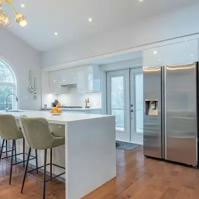 Luxurious and Spacious 4BR Home Near Downtown