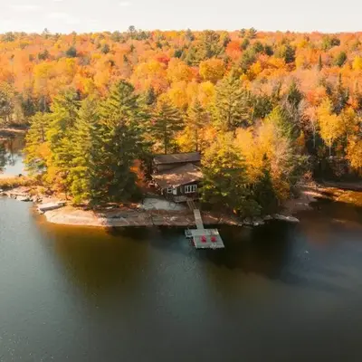 Waterfront private cottage on Koshlong Lake