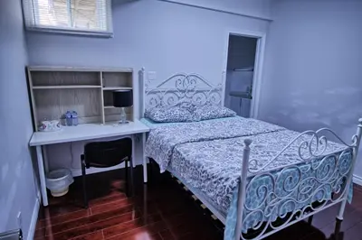 Gallery image of Private Bathroom and a Free Parking in Vaughan