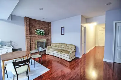 Gallery image of Free Parking Private Bathroom on Basement in Vaughan