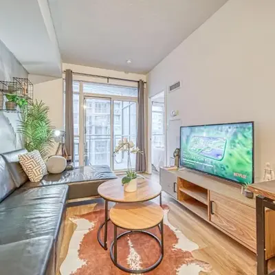 The Snug 1plus1 Suite with Free Parking