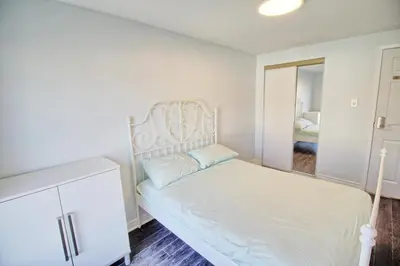Gallery image of Beautiful 2nd floor Bedroom in Vaughan