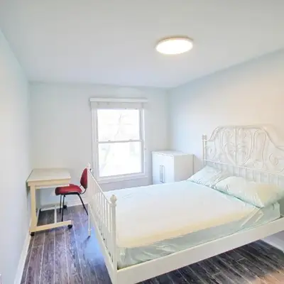 Beautiful 2nd floor Bedroom