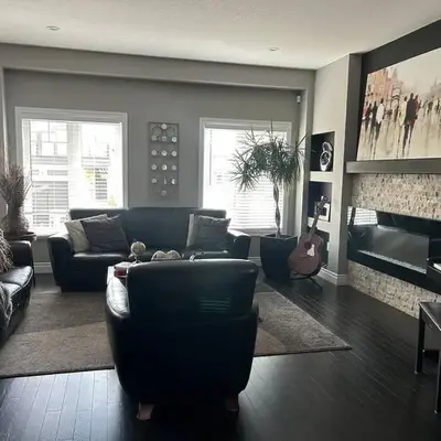 Stunning House 4 bed 2.5 bath