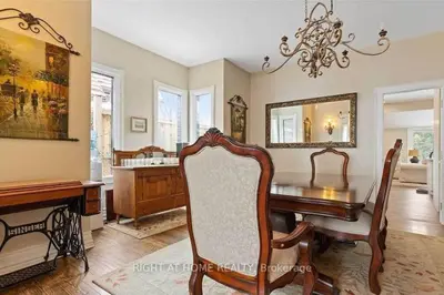 Gallery image of Perfection near the River - 4 Bedroom Villa Complimentary Breakfast Delivered Daily to the Rental in Niagara Falls