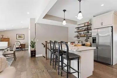 Gallery image of Perfection near the River - 4 Bedroom Villa Complimentary Breakfast Delivered Daily to the Rental in Niagara Falls
