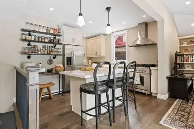 Gallery image of Perfection near the River - 4 Bedroom Villa Complimentary Breakfast Delivered Daily to the Rental in Niagara Falls