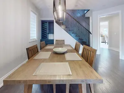 Gallery image of Custom & Luxurious Residence in Ajax