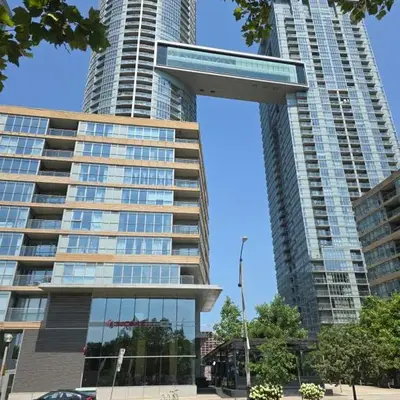 Downtown City View Escape with Free Parking