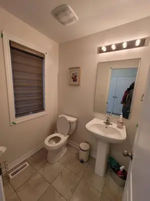 Gallery image of New Family Friendly Detached Home in Courtice in Oshawa