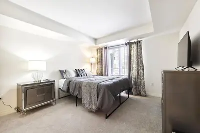 Gallery image of 2 BedroomsWaterfront POM Serenity Escape in Bowmanville