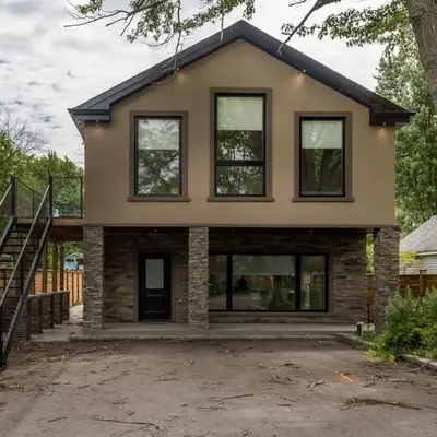 Lake House By Lis