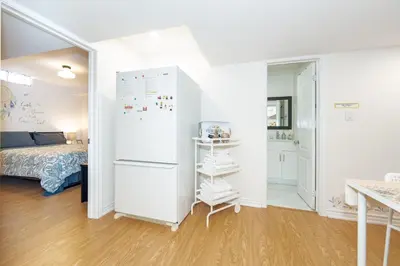 Gallery image of 2B Basement, Mins to Lake, Free Parking in Richmond Hill