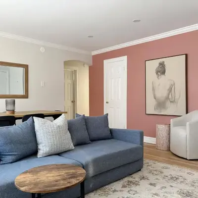 The Blushwood Suite Mins to DT & Trails