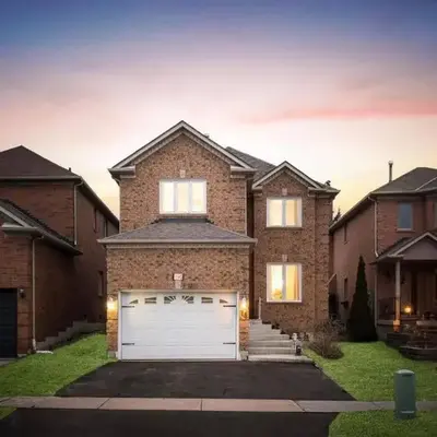 Charming Family Getaway in Richmond Hill
