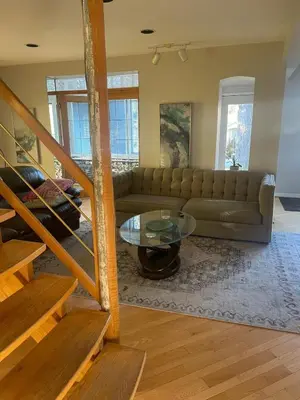 Gallery image of Affordable Big Family Suite With Private Bathroom-24hrs Checkin in Pickering