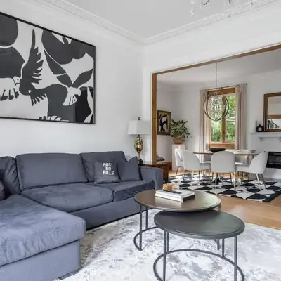 3bed 2bath heritage duplex - Prime Location