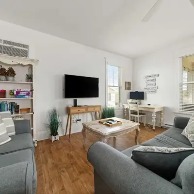 The Sweetgrass - 57 Butternut