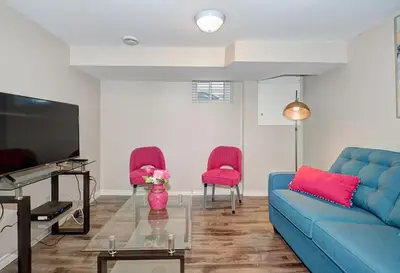 Gallery image of Modern Downtown Cozy Apartment in Kitchener