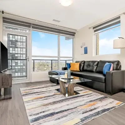 DT High Rise Condo w Private Patio and View