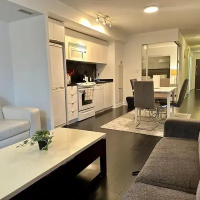 Spacious & Central 1 bdrm 2 real beds