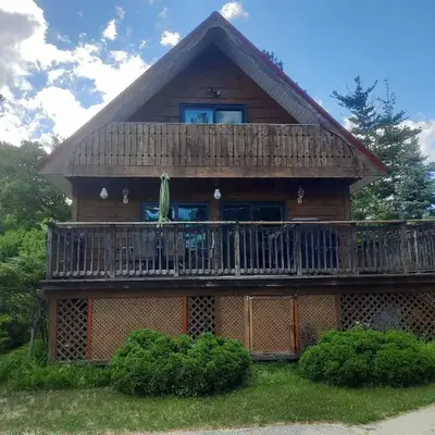 Cottage by the beach
