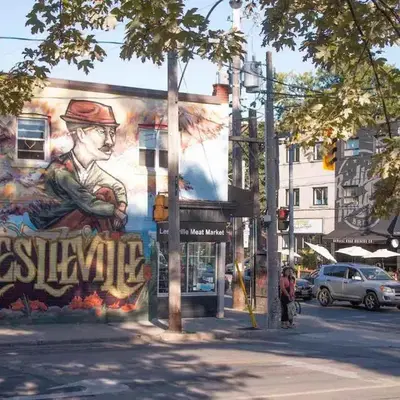 Casa Hotel Elegant 2BR Suite in Leslieville