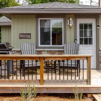 Westlake Cherry Valley Cottage