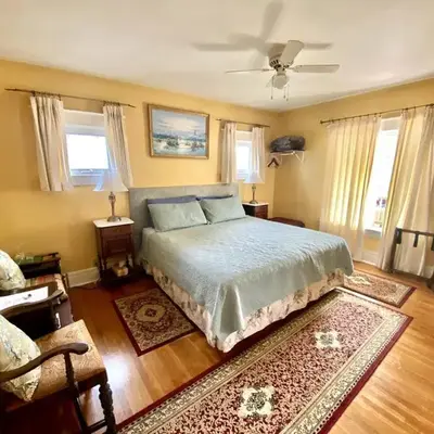 Two bedrooms unit with jacuzzi
