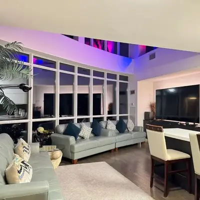 Two Storey Penthouse with 2 Parkings and Lake & City Views