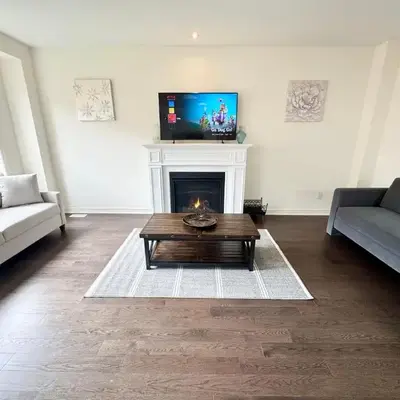 Elegant Retreat near Toronto Airport & Downtown