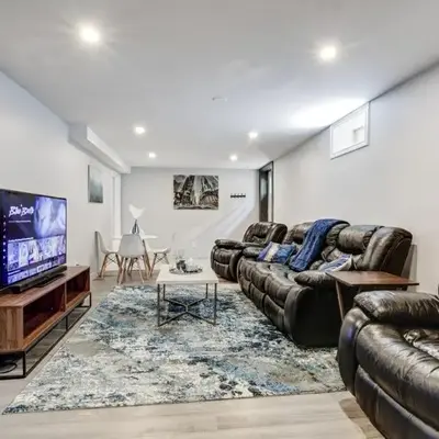 Luxury & private 3 bed basement unit kitchen