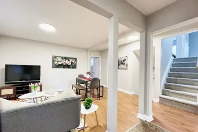 Gallery image of Homestay at Markham in Richmond Hill